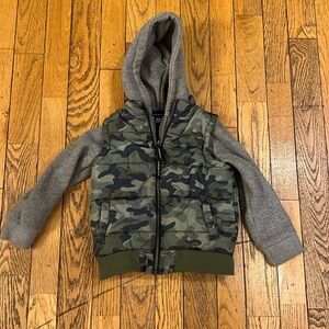 Andy & Evan boys camo coat size 4